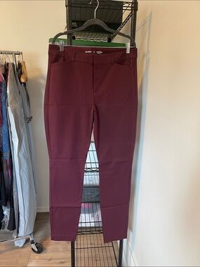 Old Navy TALL High Rise Pixie Skinny